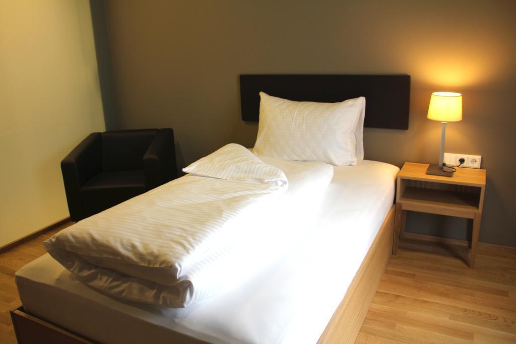 Hotel Am Garnmarkt Götzis Chambre photo
